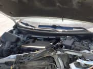 ✅ 2021 Chevrolet Equinox LT • VIN: 2GNAXKEV2M6144671 • Lot: 43461083. Wystawiony na IAAI z przebiegiem 125 058 mil. Bezpłatny archiwum sprzedaży aukcyjnych z USA i szczegółowy raport historii pojazdu na DreamBid. Zdjęcie 10.