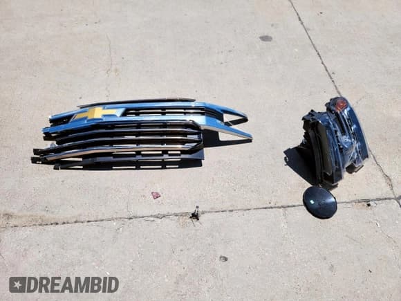 ✅ 2020 Chevrolet Silverado 1500 High Country • VIN: 3GCPWFED2LG234944 • Lot: 67297175. Wystawiony na Copart z przebiegiem 60 514 mil. Bezpłatny archiwum sprzedaży aukcyjnych z USA i szczegółowy raport historii pojazdu na DreamBid. Zdjęcie 12.