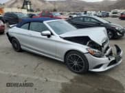 ✅ 2019 Mercedes-Benz C 300 • VIN: WDDWK8DB7KF927498 • Lot: 43358555. Wystawiony na Copart z przebiegiem 62 921 mil. Bezpłatny archiwum sprzedaży aukcyjnych z USA i szczegółowy raport historii pojazdu na DreamBid. Zdjęcie 4.