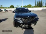 ✅ 2023 BMW X3 M • VIN: 5YM13EC01P9S47089 • Lot: 70536243. Wystawiony na Copart z przebiegiem 3 041 mil. Bezpłatny archiwum sprzedaży aukcyjnych z USA i szczegółowy raport historii pojazdu na DreamBid. Zdjęcie 11.