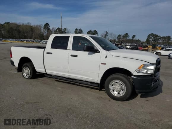 ✅ 2018 Ram 2500 Tradesman • VIN: 3C6TR4CT9JG282353 • Lot: 49629035. Listed on Copart with 160,324 mi. Free auction sales archive from the USA and detailed vehicle history report at DreamBid. Image 4.