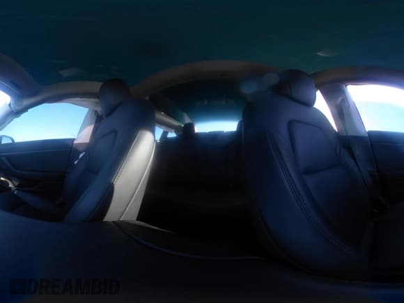 ✅ 2021 Tesla Model 3 Standard Range Plus • VIN: 5YJ3E1EA8MF930242 • Лот: 43646801. Опубликован ранее на IAAI с пробегом 18 850 миль. Бесплатный доступ к архиву аукционных продаж из США и подробный отчёт об истории автомобиля на DreamBid. Изображение 19.