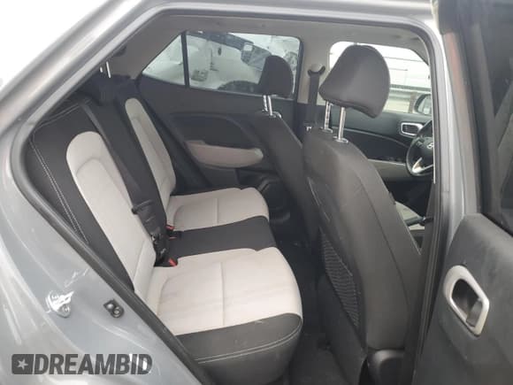 ✅ 2020 Hyundai Venue SEL • VIN: KMHRC8A38LU030295 • Lot: 85872184. Listed on Copart with 113,468 mi. Free auction sales archive from the USA and detailed vehicle history report at DreamBid. Image 11.