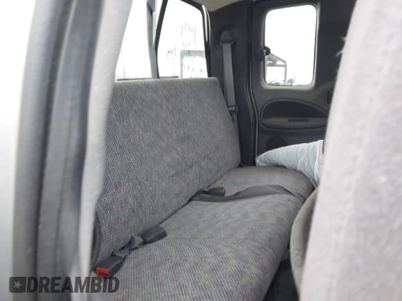 ✅ 2001 Dodge 2500 • VIN: 1B7KF23761J234375 • Lot: 41081936. Listed on IAAI with Not provided. Free auction sales archive from the USA and detailed vehicle history report at DreamBid. Image 8.