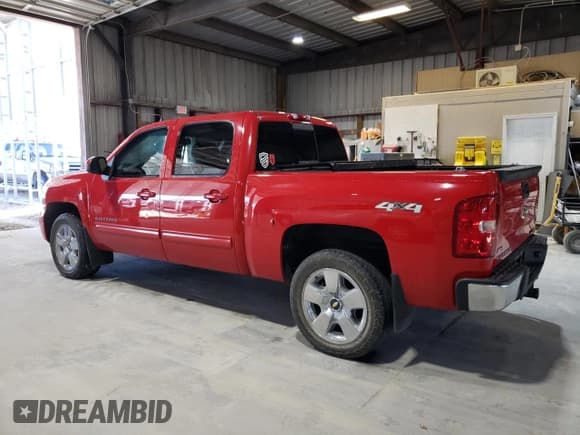 ✅ 2010 Chevrolet Silverado 1500 • VIN: 3GCRKTE23AG122734 • Lot: 77863284. Wystawiony na Copart z przebiegiem 166 146 mil. Bezpłatny archiwum sprzedaży aukcyjnych z USA i szczegółowy raport historii pojazdu na DreamBid. Zdjęcie 2.