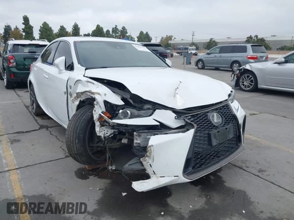 ✅ 2017 Lexus IS 200t F Sport • VIN: JTHBA1D29H5058662 • Lot: 43483133. Wystawiony na IAAI z przebiegiem 173 940 mil. Bezpłatny archiwum sprzedaży aukcyjnych z USA i szczegółowy raport historii pojazdu na DreamBid. Zdjęcie 6.