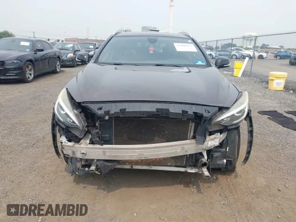 ✅ 2017 Infiniti QX30 Premium • VIN: SJKCH5CRXHA017856 • Lot: 42906275. Wystawiony na IAAI z przebiegiem 94 179 mil. Bezpłatny archiwum sprzedaży aukcyjnych z USA i szczegółowy raport historii pojazdu na DreamBid. Zdjęcie 12.