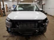 ✅ 2022 Hyundai Venue Limited • VIN: KMHRC8A38NU142713 • Lot: 81831574. Listed on Copart with 32,315 mi. Free auction sales archive from the USA and detailed vehicle history report at DreamBid. Image 5.