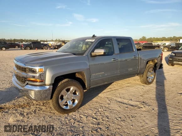 ✅ 2016 Chevrolet Silverado 1500 LT • VIN: 3GCPCRECXGG301748 • Лот: 82127104. Опубликован ранее на Copart с пробегом 153 789 миль. Бесплатный доступ к архиву аукционных продаж из США и подробный отчёт об истории автомобиля на DreamBid. Изображение 1.