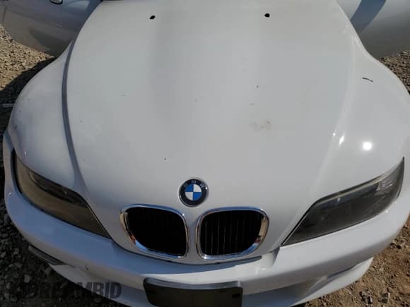 ✅ 2000 BMW Z3 2.8 • VIN: 4USCH3342YLF41838 • Lot: 69422455. Wystawiony na Copart z przebiegiem 73 904 mil. Bezpłatny archiwum sprzedaży aukcyjnych z USA i szczegółowy raport historii pojazdu na DreamBid. Zdjęcie 11.