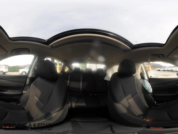 ✅ 2025 Honda Accord SE • VIN: 1HGCY1F4XSA012354 • Lot: 43632272. Listed on IAAI with 8,900 mi. Free auction sales archive from the USA and detailed vehicle history report at DreamBid. Image 19.