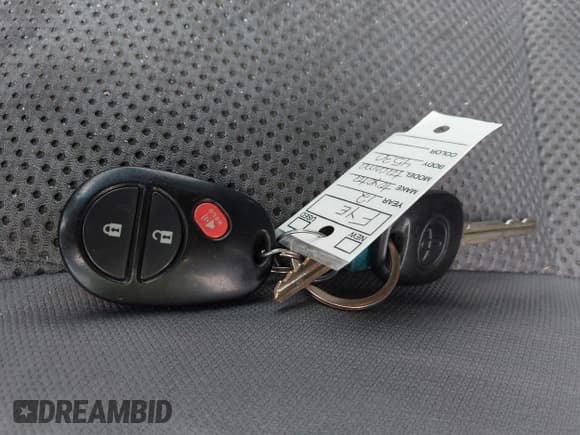 ✅ 2012 Toyota Tacoma PreRunner • VIN: 3TMJU4GN1CM128220 • Lot: 42794993. Listed on IAAI with 146,871 mi. Free auction sales archive from the USA and detailed vehicle history report at DreamBid. Image 11.