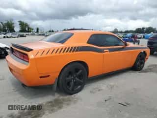 2014 Dodge Challenger R/T 100th Anniversary Appearance z VIN 2C3CDYBT5EH205490, wystawiony jako Copart lot #72659394 z przebiegiem 92 713 mil mil oraz Szkoda całkowita • Salvage title. Historia ofert i sprzedaży dostępna na DreamBid. Obrazek 3.