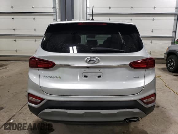 ✅ 2019 Hyundai Santa Fe SE • VIN: 5NMS2CAD4KH035147 • Lot: 41079573. Wystawiony na Copart z przebiegiem 46 772 mil. Bezpłatny archiwum sprzedaży aukcyjnych z USA i szczegółowy raport historii pojazdu na DreamBid. Zdjęcie 6.