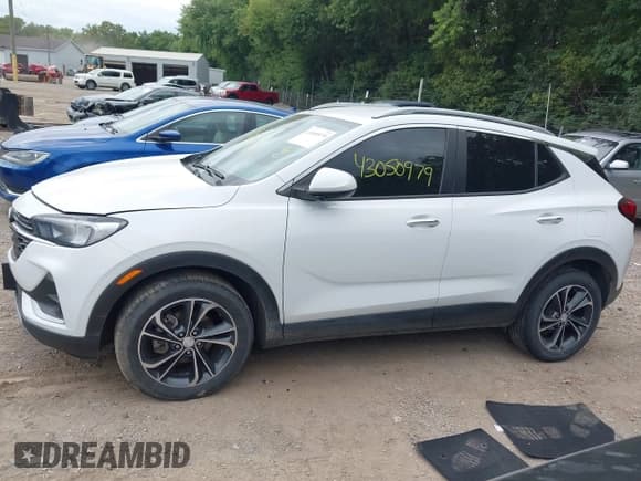 ✅ 2020 Buick Encore GX Select • VIN: KL4MMDSL2LB105064 • Lot: 43050979. Listed on IAAI with 96,634 mi. Free auction sales archive from the USA and detailed vehicle history report at DreamBid. Image 14.