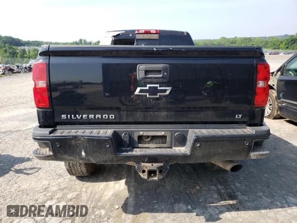 ✅ 2017 Chevrolet Silverado 2500HD LT • VIN: 1GC1KVEG3HF110809 • Lot: 60351175. Listed on Copart with 69,744 mi. Free auction sales archive from the USA and detailed vehicle history report at DreamBid. Image 6.