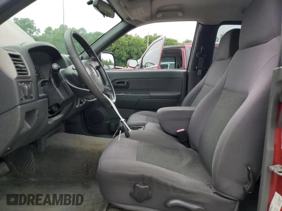 ✅ 2006 Chevrolet Colorado 1LT • VIN: 1GCDT196X68172729 • Lot: 62220515. Listed on Copart with 107,706 mi. Free auction sales archive from the USA and detailed vehicle history report at DreamBid. Image 7.