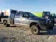 2006 Dodge 3500 SLT z VIN 3D7MX48CX6G108901, wystawiony jako Copart lot #84833794 z przebiegiem Nie podano mil oraz Szkoda całkowita • Salvage title. Historia ofert i sprzedaży dostępna na DreamBid. Obrazek 4.