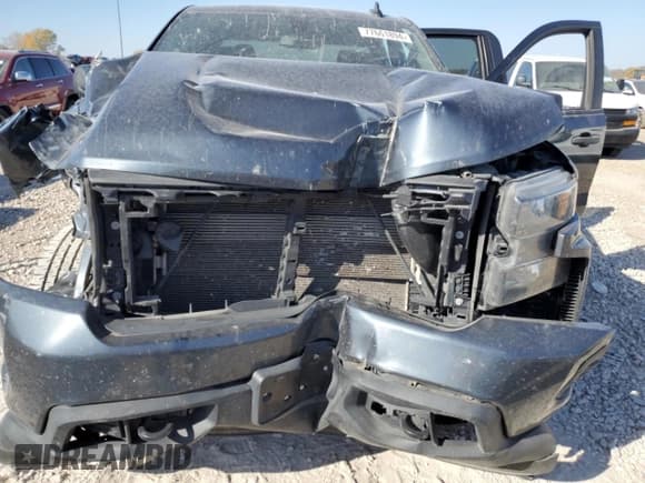 ✅ 2019 Chevrolet Silverado 1500 Custom • VIN: 1GCRYBEF4KZ256780 • Lot: 77661894. Listed on Copart with 54,767 mi. Free auction sales archive from the USA and detailed vehicle history report at DreamBid. Image 11.