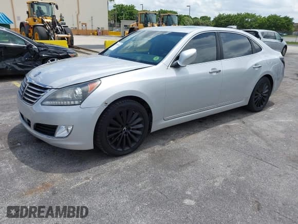 ✅ 2016 Hyundai Equus Signature • VIN: KMHGH4JH8GU101000 • Lot: 42560008. Wystawiony na IAAI z przebiegiem 68 798 mil. Bezpłatny archiwum sprzedaży aukcyjnych z USA i szczegółowy raport historii pojazdu na DreamBid. Zdjęcie 2.