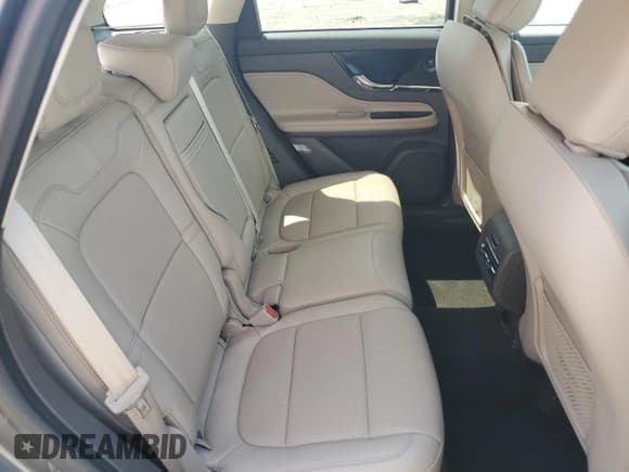 ✅ 2021 Lincoln Corsair Reserve • VIN: 5LMCJ2C92MUL03482 • Lot: 63692525. Wystawiony na Copart z przebiegiem 45 593 mil. Bezpłatny archiwum sprzedaży aukcyjnych z USA i szczegółowy raport historii pojazdu na DreamBid. Zdjęcie 11.