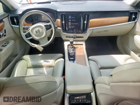✅ 2017 Volvo S90 Inscription • VIN: YV1A22MLXH1006290 • Lot: 69413145. Listed on Copart with 107,744 mi. Free auction sales archive from the USA and detailed vehicle history report at DreamBid. Image 8.