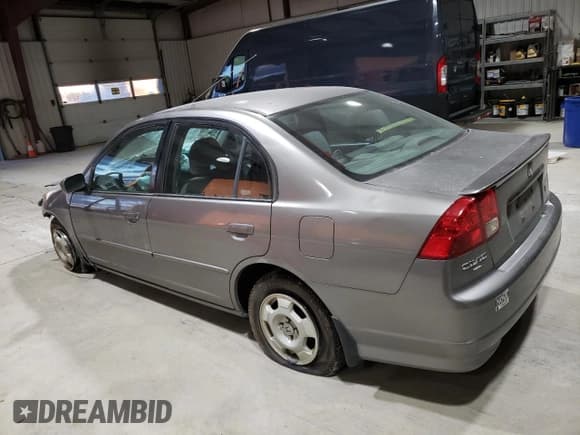 ✅ 2005 Honda Civic • VIN: JHMES96605S007055 • Lot: 92292795. Wystawiony na Copart z przebiegiem 326 801 mil. Bezpłatny archiwum sprzedaży aukcyjnych z USA i szczegółowy raport historii pojazdu na DreamBid. Zdjęcie 2.