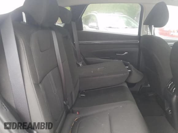 ✅ 2022 Hyundai Tucson SEL Convenience • VIN: KM8JFCA14NU039732 • Lot: 58071782. Wystawiony na Copart z przebiegiem 16 427 mil. Bezpłatny archiwum sprzedaży aukcyjnych z USA i szczegółowy raport historii pojazdu na DreamBid. Zdjęcie 6.