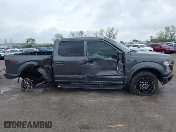 ✅ 2015 Ford F-150 XLT • VIN: 1FTEW1EG9FFA14551 • Lot: 42157754. Wystawiony na IAAI z przebiegiem 135 722 mil. Bezpłatny archiwum sprzedaży aukcyjnych z USA i szczegółowy raport historii pojazdu na DreamBid. Zdjęcie 12.