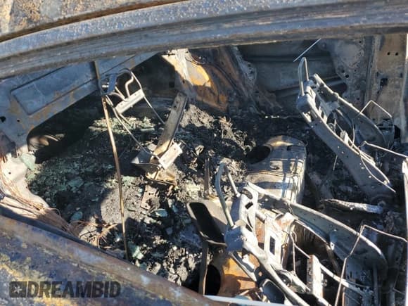 ✅ 2019 Dodge Charger SXT • VIN: 2C3CDXBG5KH695583 • Lot: 64454945. Wystawiony na Copart z przebiegiem Nie podano. Bezpłatny archiwum sprzedaży aukcyjnych z USA i szczegółowy raport historii pojazdu na DreamBid. Zdjęcie 10.