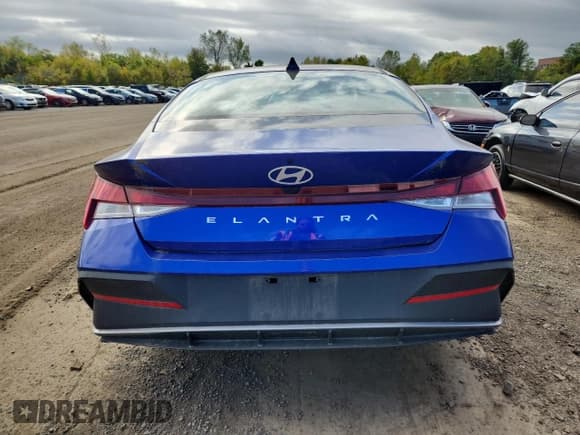 ✅ 2024 Hyundai Elantra SE • VIN: KMHLL4DG6RU743489 • Lot: 82357585. Listed on Copart with 19,166 mi. Free auction sales archive from the USA and detailed vehicle history report at DreamBid. Image 6.