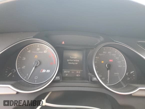 ✅ 2013 Audi S5 Premium Plus • VIN: WAUCGAFR0DA014076 • Lot: 80548725. Wystawiony na Copart z przebiegiem 205 791 mil. Bezpłatny archiwum sprzedaży aukcyjnych z USA i szczegółowy raport historii pojazdu na DreamBid. Zdjęcie 9.