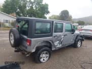 ✅ 2013 Jeep Wrangler Unlimited Sport • VIN: 1C4BJWDG0DL684925 • Lot: 43272414. Wystawiony na IAAI z przebiegiem 195 462 mil. Bezpłatny archiwum sprzedaży aukcyjnych z USA i szczegółowy raport historii pojazdu na DreamBid. Zdjęcie 4.