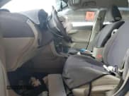 ✅ 2010 Toyota Corolla • VIN: 2T1BU4EE1AC402254 • Lot: 71365915. Wystawiony na Copart z przebiegiem Nie podano. Bezpłatny archiwum sprzedaży aukcyjnych z USA i szczegółowy raport historii pojazdu na DreamBid. Zdjęcie 7.