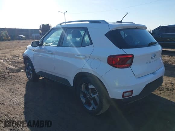 ✅ 2023 Hyundai Venue Limited • VIN: KMHRC8A31PU233714 • Lot: 41758056. Listed on IAAI with 10,532 mi. Free auction sales archive from the USA and detailed vehicle history report at DreamBid. Image 3.
