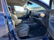 ✅ 2020 Hyundai Santa Fe Limited • VIN: 5NMS53AA0LH290067 • Lot: 48023044. Wystawiony na Copart z przebiegiem 34 530 mil. Bezpłatny archiwum sprzedaży aukcyjnych z USA i szczegółowy raport historii pojazdu na DreamBid. Zdjęcie 5.