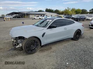 ✅ 2025 BMW M4 Competition xDrive • VIN: WBS33HK02SCS29869 • Lot: 81619175. Wystawiony na Copart z przebiegiem 5 122 mil. Bezpłatny archiwum sprzedaży aukcyjnych z USA i szczegółowy raport historii pojazdu na DreamBid. Zdjęcie 1.