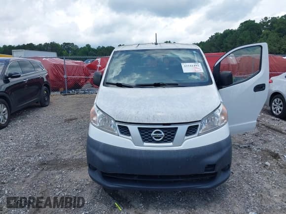 ✅ 2018 Nissan NV200 S • VIN: 3N6CM0KN2JK703858 • Lot: 42541493. Listed on IAAI with 64,503 mi. Free auction sales archive from the USA and detailed vehicle history report at DreamBid. Image 6.