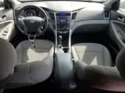 ✅ 2011 Hyundai Sonata GLS • VIN: 5NPEB4AC6BH249733 • Lot: 75513134. Listed on Copart with 117,879 mi. Free auction sales archive from the USA and detailed vehicle history report at DreamBid. Image 8.