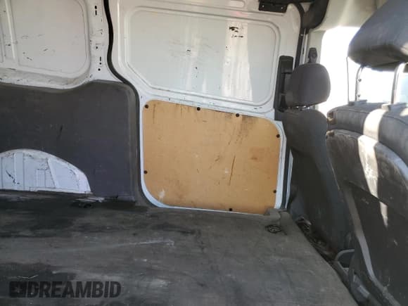 ✅ 2019 Ford Transit Connect XL • VIN: NM0LS7E24K1384451 • Lot: 90664305. Listed on Copart with 142,172 mi. Free auction sales archive from the USA and detailed vehicle history report at DreamBid. Image 11.