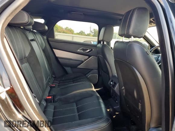 ✅ 2019 Land Rover Range Rover Velar R-Dynamic SE • VIN: SALYL2EXXKA200112 • Лот: 84427725. Опубликован ранее на Copart с пробегом 130 115 миль. Бесплатный доступ к архиву аукционных продаж из США и подробный отчёт об истории автомобиля на DreamBid. Изображение 10.