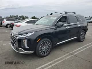 2024 Hyundai Palisade Calligraphy z VIN KM8R7DGEXRU663671, wystawiony jako Copart lot #70929985 z przebiegiem 49 731 mil mil oraz Szkoda całkowita • Salvage title. Historia ofert i sprzedaży dostępna na DreamBid. Obrazek 1.