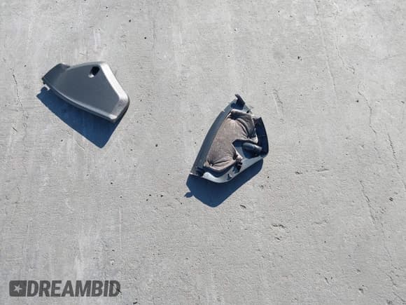 ✅ 2001 Mercedes-Benz C 320 • VIN: WDBRF64J51F030426 • Лот: 43907129. Опубликован ранее на IAAI с пробегом 275 729 миль. Бесплатный доступ к архиву аукционных продаж из США и подробный отчёт об истории автомобиля на DreamBid. Изображение 12.