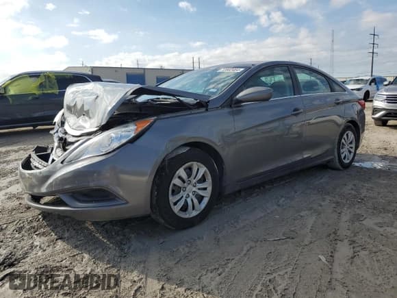 ✅ 2013 Hyundai Sonata GLS • VIN: 5NPEB4AC4DH528245 • Lot: 72802464. Listed on Copart with 129,018 mi. Free auction sales archive from the USA and detailed vehicle history report at DreamBid. Image 1.