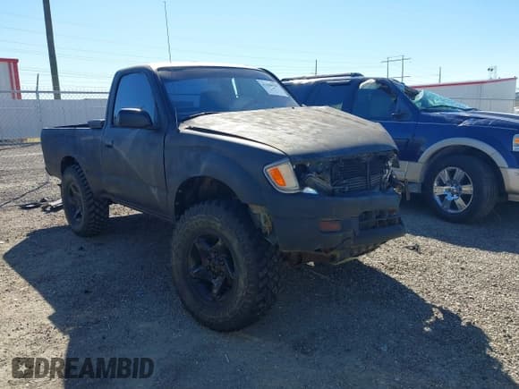 ✅ 1996 Toyota Tacoma • VIN: 4TAPM62N0TZ192501 • Lot: 43608510. Wystawiony na IAAI z przebiegiem 263 312 mil. Bezpłatny archiwum sprzedaży aukcyjnych z USA i szczegółowy raport historii pojazdu na DreamBid. Zdjęcie 1.