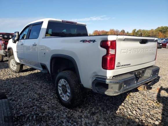 ✅ 2020 Chevrolet Silverado 2500HD LT • VIN: 1GC4YNE74LF118289 • Lot: 85563535. Listed on Copart with 119,031 mi. Free auction sales archive from the USA and detailed vehicle history report at DreamBid. Image 3.