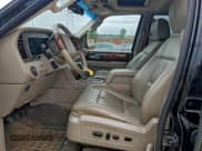 ✅ 2012 Lincoln Navigator • VIN: 5LMJJ3H50CEL01287 • Lot: 95562005. Wystawiony na Copart z przebiegiem Nie podano. Bezpłatny archiwum sprzedaży aukcyjnych z USA i szczegółowy raport historii pojazdu na DreamBid. Zdjęcie 7.