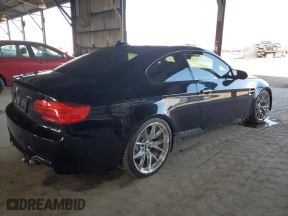 2008 BMW 3 Series M3 с VIN WBSWD93528PY43073, выставлен на аукционе Copart как лот 55633365 с пробегом 85 950 миль миль и Списание • Salvage title. История ставок и продаж доступна на DreamBid. Изображение 3.