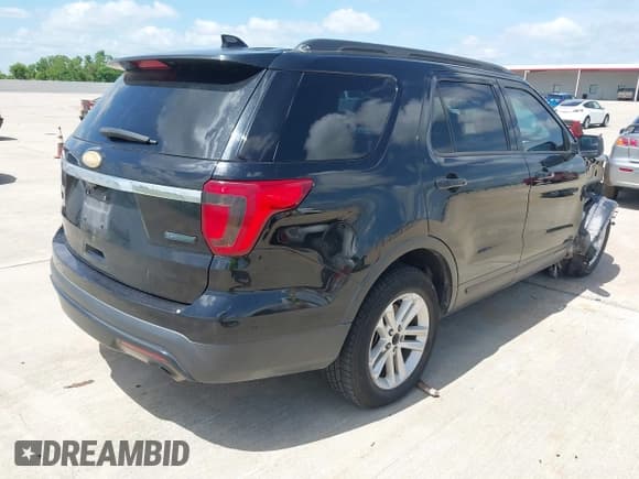 ✅ 2017 Ford Explorer • VIN: 1FM5K7BH4HGB45648 • Лот: 42709111. Опубликован ранее на IAAI с пробегом 145 685 миль. Бесплатный доступ к архиву аукционных продаж из США и подробный отчёт об истории автомобиля на DreamBid. Изображение 4.