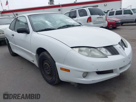 ✅ 2004 Pontiac Sunfire • VIN: 1G2JB12F747293662 • Lot: 41875228. Listed on IAAI with 215,201 mi. Free auction sales archive from the USA and detailed vehicle history report at DreamBid. Image 1.